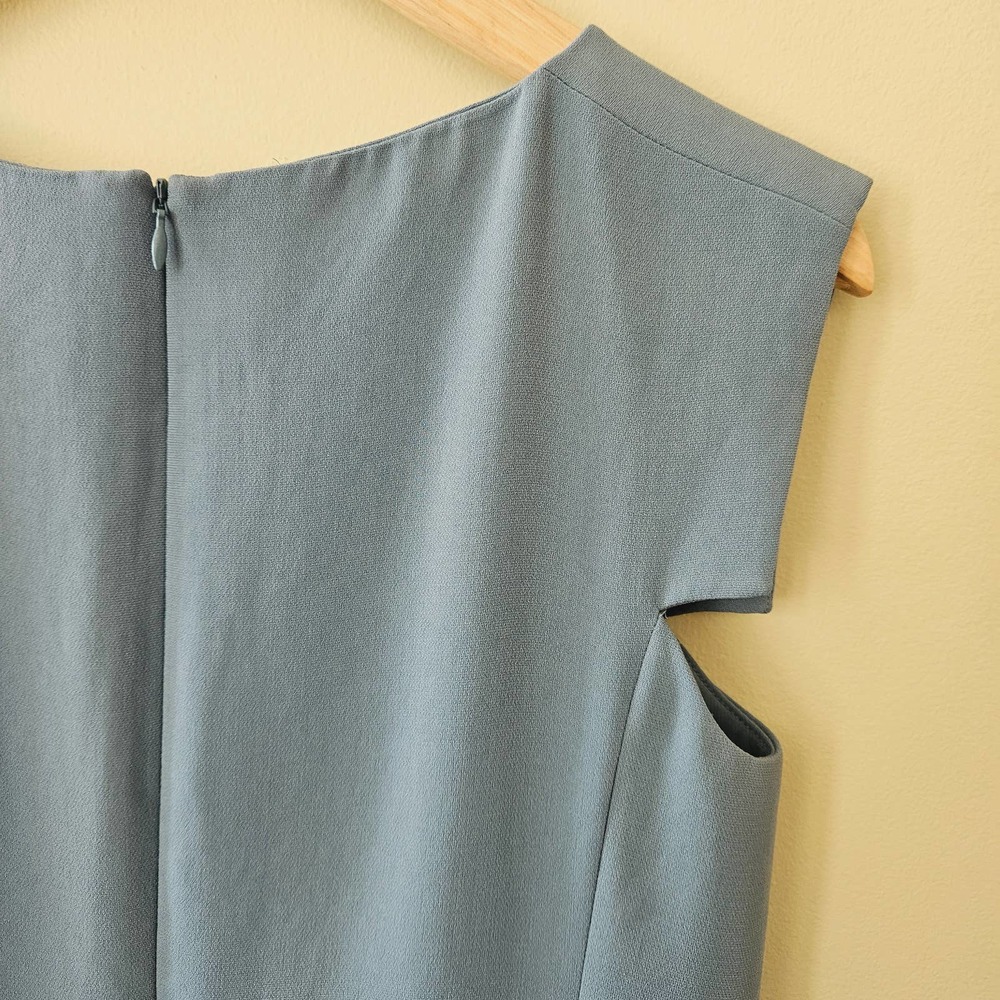 M.M. LaFleur Sarah 7.0 Sheath Dress in Waterfall Blue Lightweight Crepe, Size 8 - Picture 5 of 7